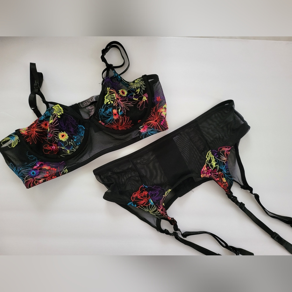 Premiere Black Embroidered Multicolor Floral Lingerie Set. Size S